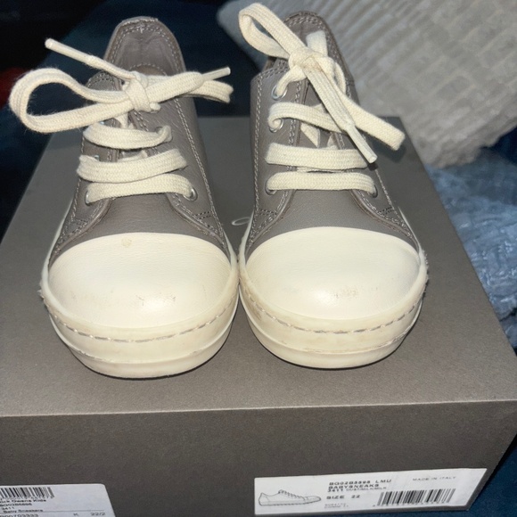 Baby Rick Owen's Size 22